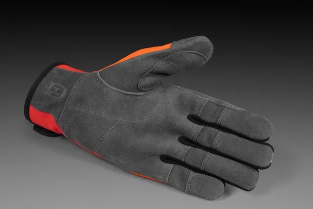 Zesílená dlaňová část